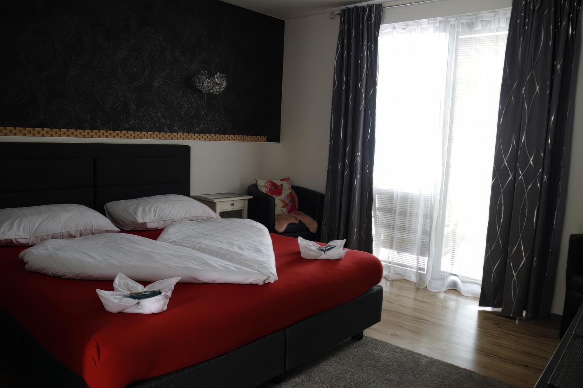 ברזנו Apartman Navrchu מראה חיצוני תמונה